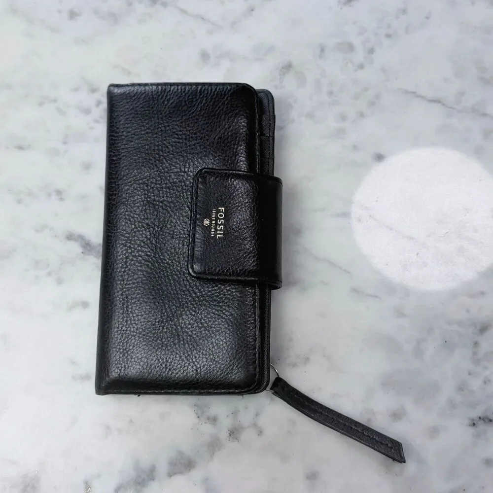 Fossil Black Bi-fold Snap Closure Zipper Pocket Leather Wallet